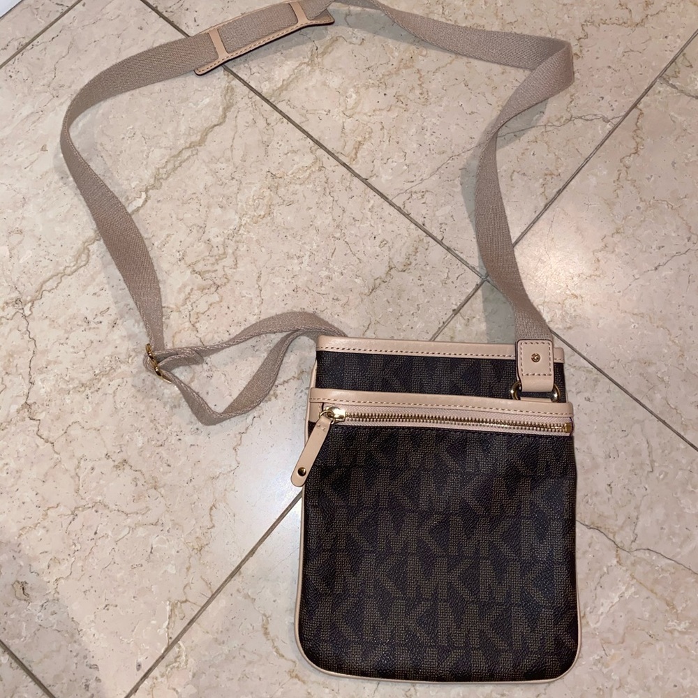 Michael Kors Crossbody Handbag